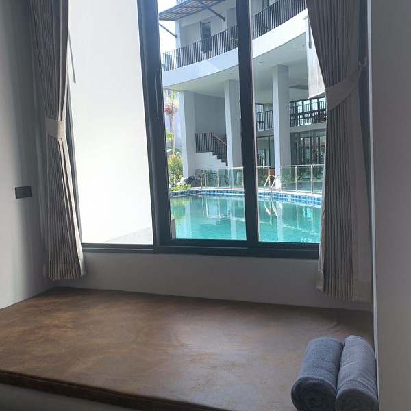 Duplex pool access room